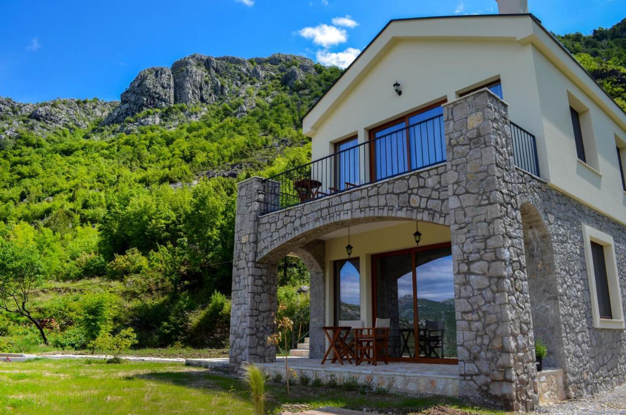 Prevalis Nature Cottage เวียร์ปาซาร์ ภายนอก รูปภาพ